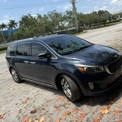 2017 KIA Sedona