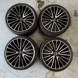 Mercedes-Benz AMG 21” Rims and Tires OEM Staggered 5x112 New Pirelli 255/35/21 & 285/30/21 Came off of an S580 but will fit any S class and other mode