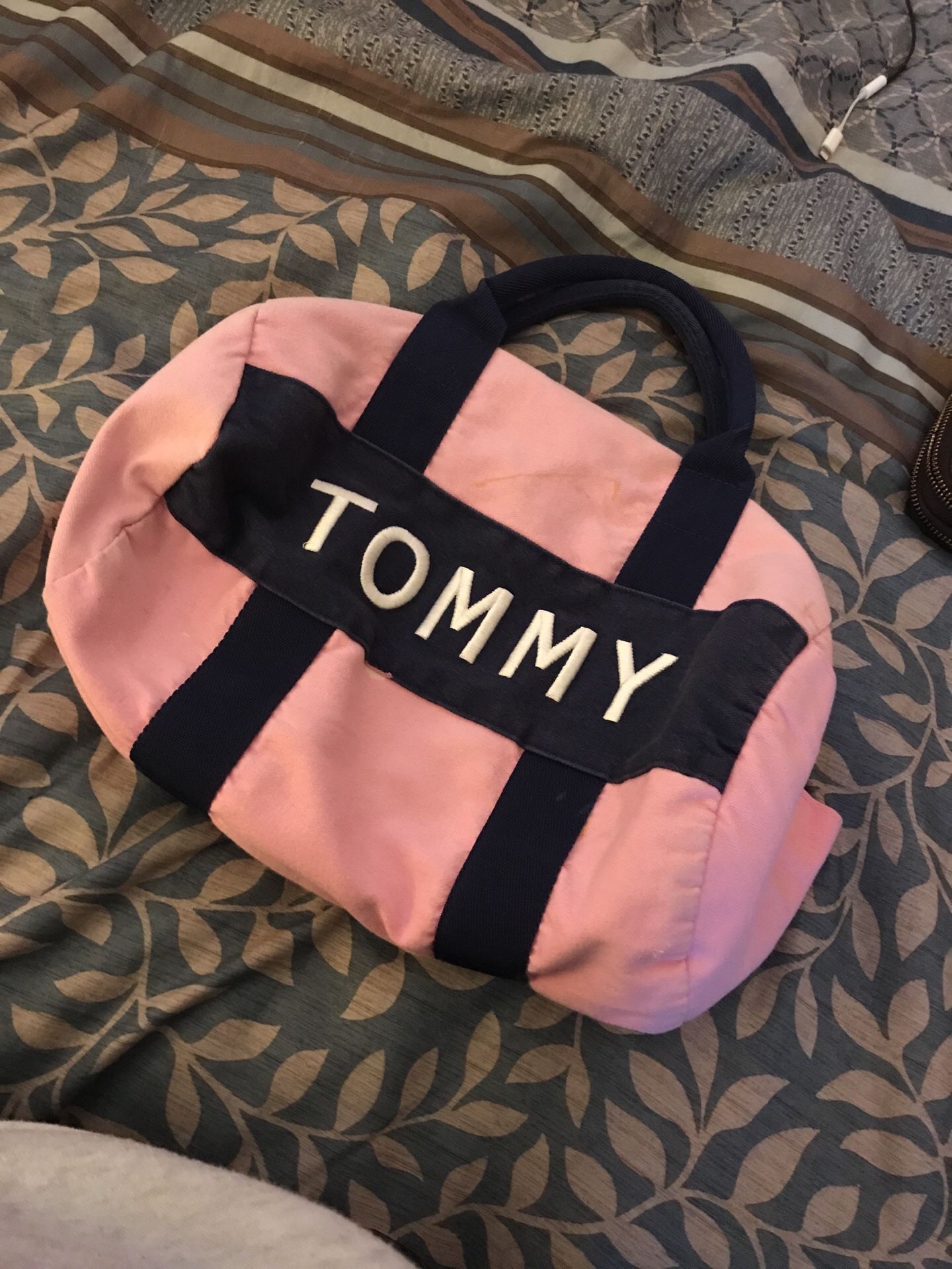 tommy hilfiger bag
