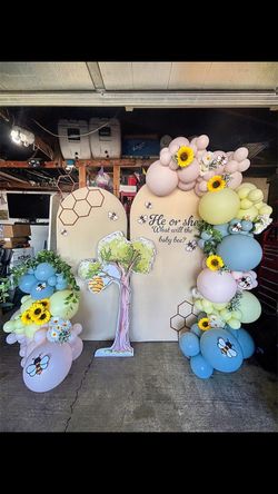 Balloon arch