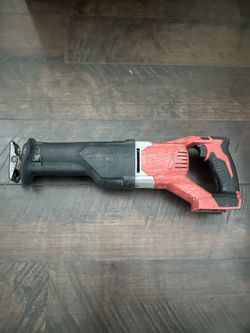 Milwaukee M18 Sawzall