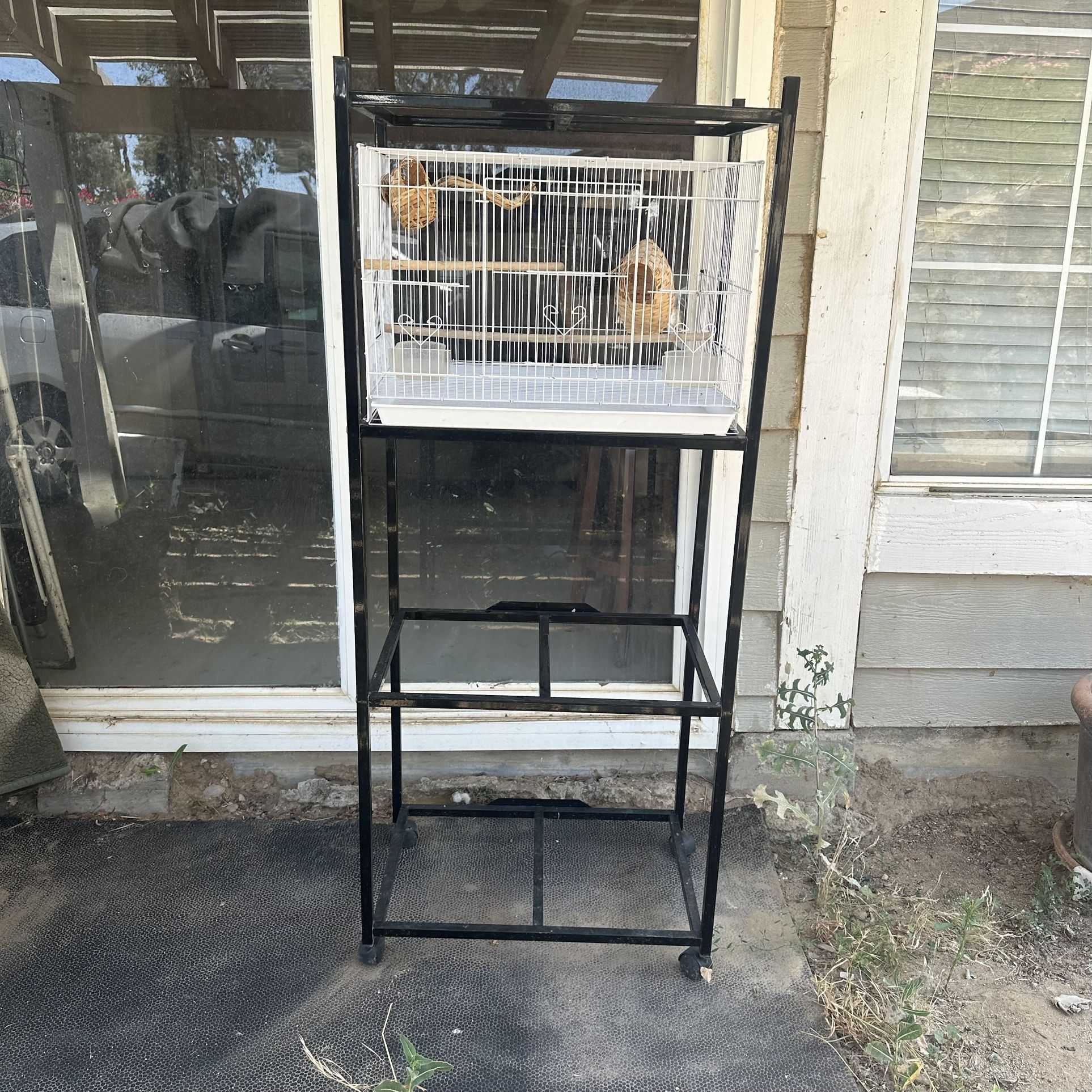 Bird Cage With 4 Tier Bird Stand Accessories