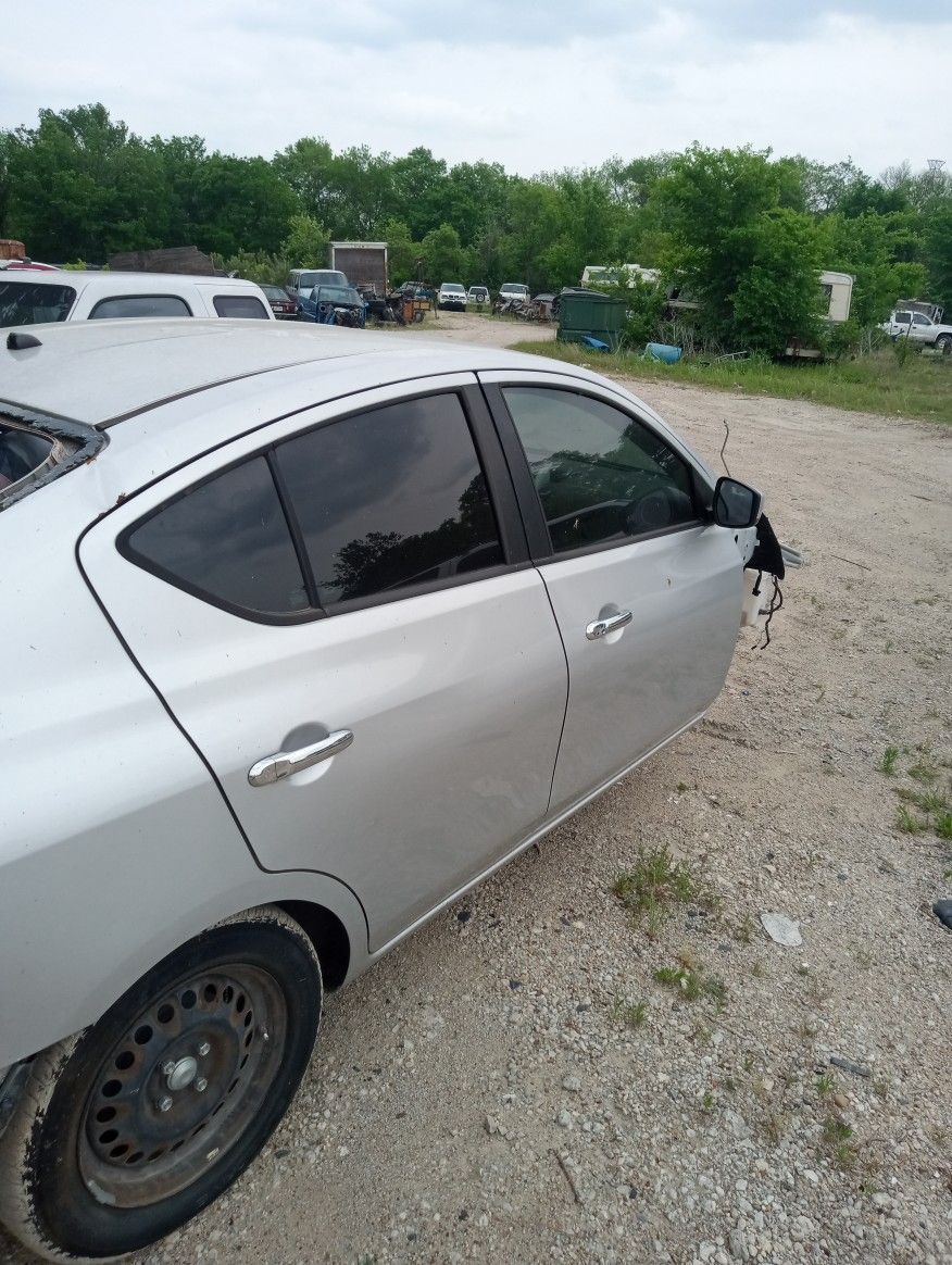 2020 Versa Parts