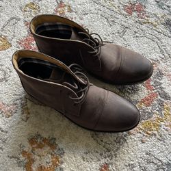 Bostonian Men s Maxton Mid Chukka Boot Brown Leather size 10M for Sale in Pompano Beach FL OfferUp