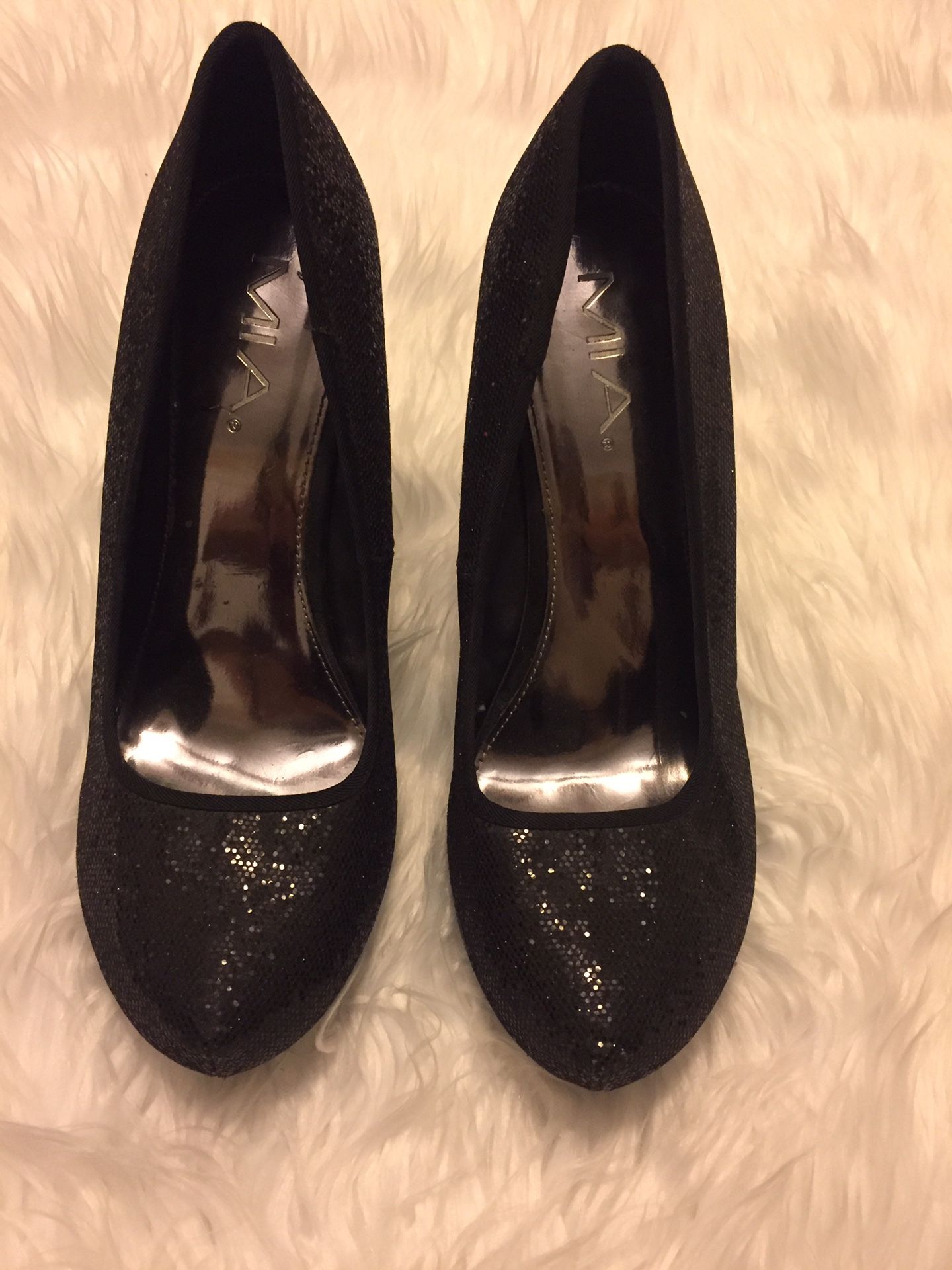 Woman Black Glitter Wedges 8 1/2