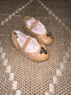 Michael Kors baby shoes size 5