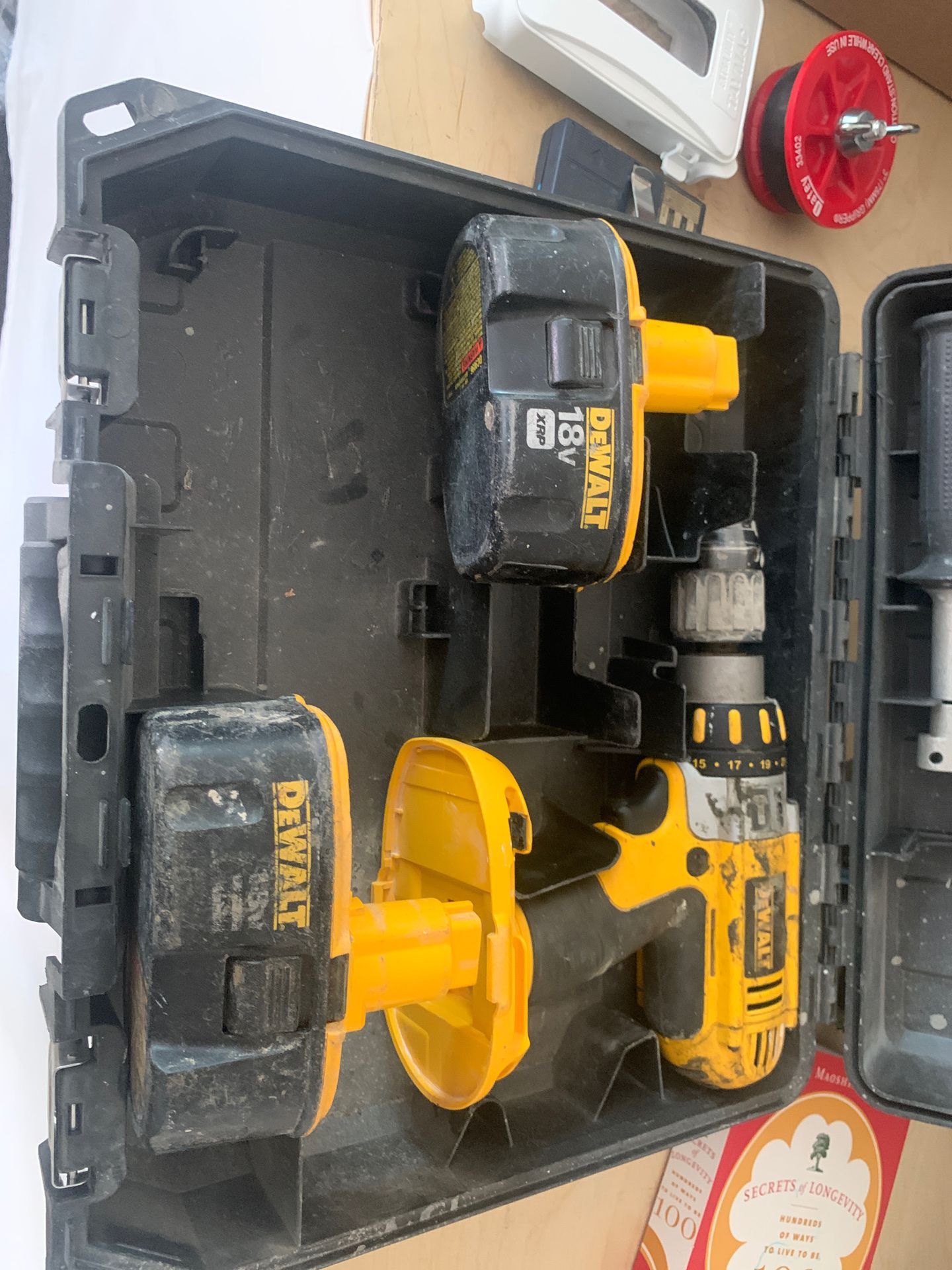 18 V XRP DeWalt drill/hammer