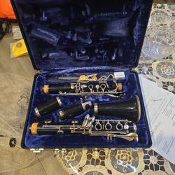 VINTAGE BANDY THE SELMER COMPANY  CLARINET WITH CASE BLUE VELVET LINING.MADE IN USA 🇺🇸 MAKE OFFER 