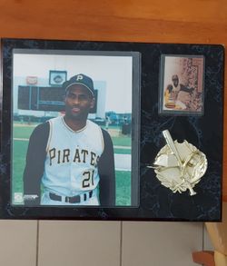 Roberto Clemente Plate Cooperstown Collection