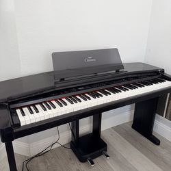 Yahmaha Clavinova Digital Piano
