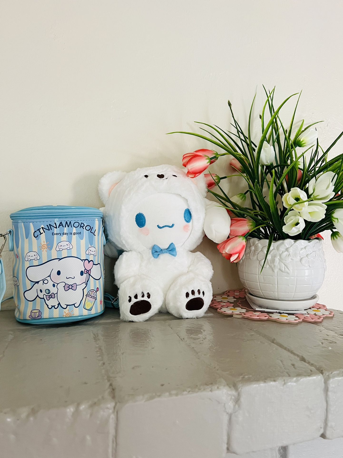 Cinnamon Roll Gift Bundle