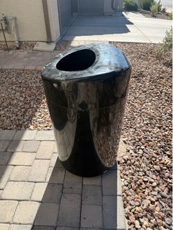 Steel Round Open Top Trash Can, 30 Gallon, Black