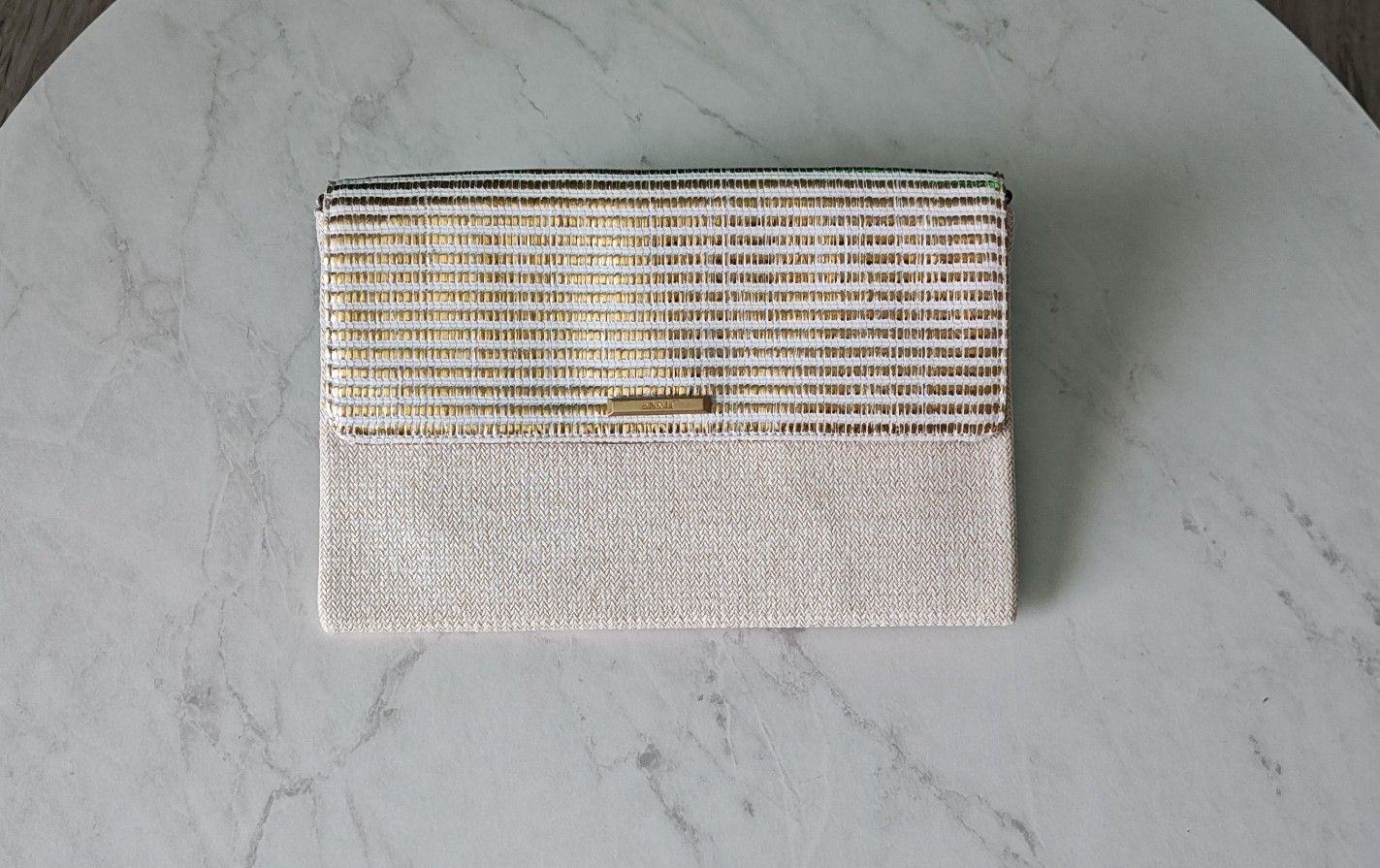 City Slim Clutch