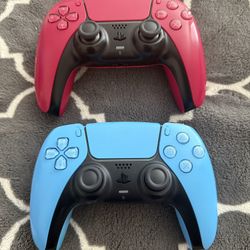 2 Like New Excellent Playstation 5 Dual Sense Wireless Controllers