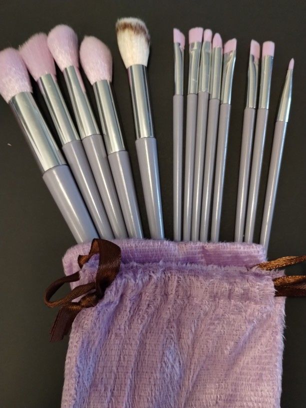 13 Pc Make Up Brush Set With Bag (Purple)