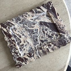 10” x8” red marble tray