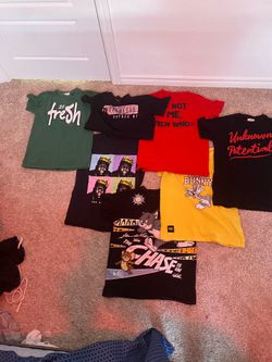 6 SIZE SMALL GRAPHIC T-SHIRTS  