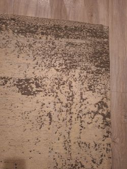 2 rugs