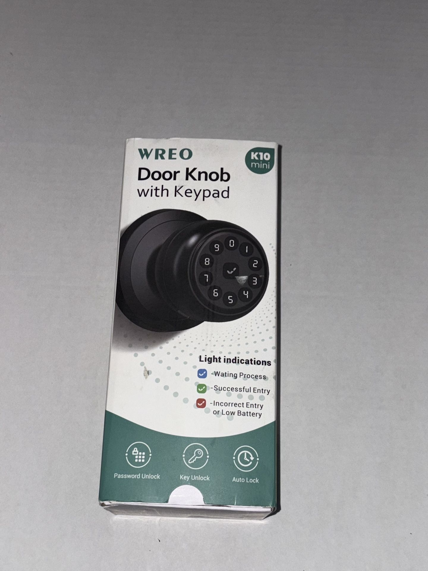 Doorknob with key pad