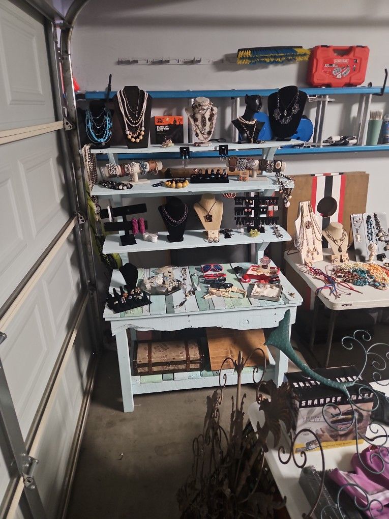 Shelf w/ Jewelry Included Mostly New PLUNDER JEWELRY