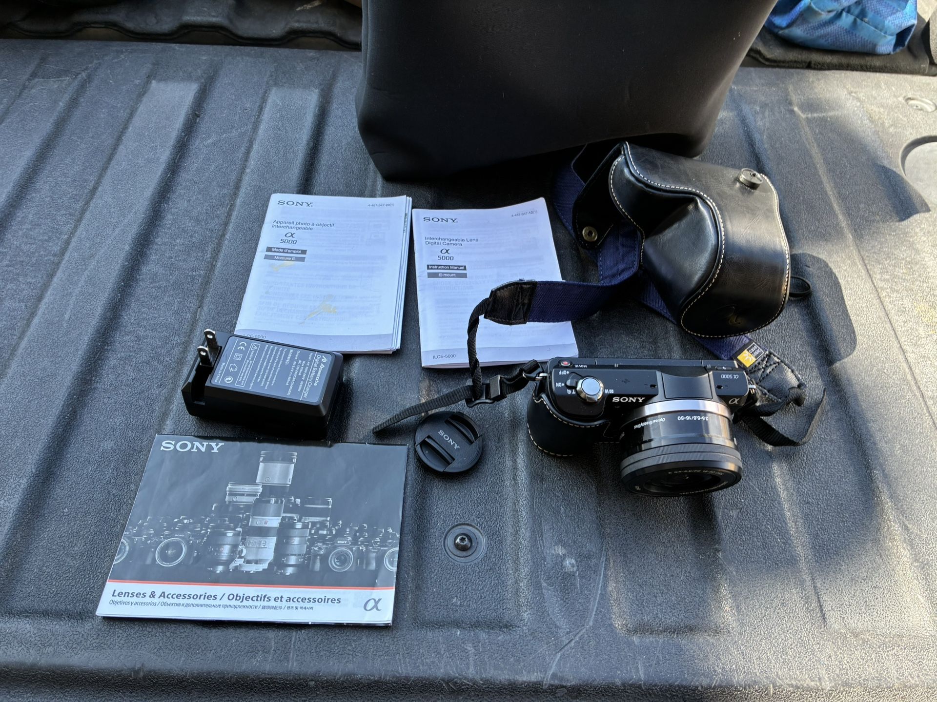 SONY A5000 CAMERA