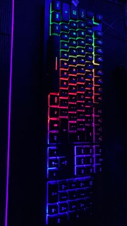 Keyboard and mouse with rbg wired black with RGB