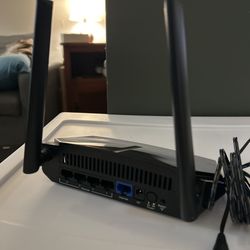 Netgear AC1000 Dual-Band WiFi Router w/ Power Adapter