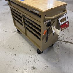 Husky Tool Box 