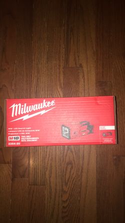 Milwaukee m18 Led Search light tool only￼