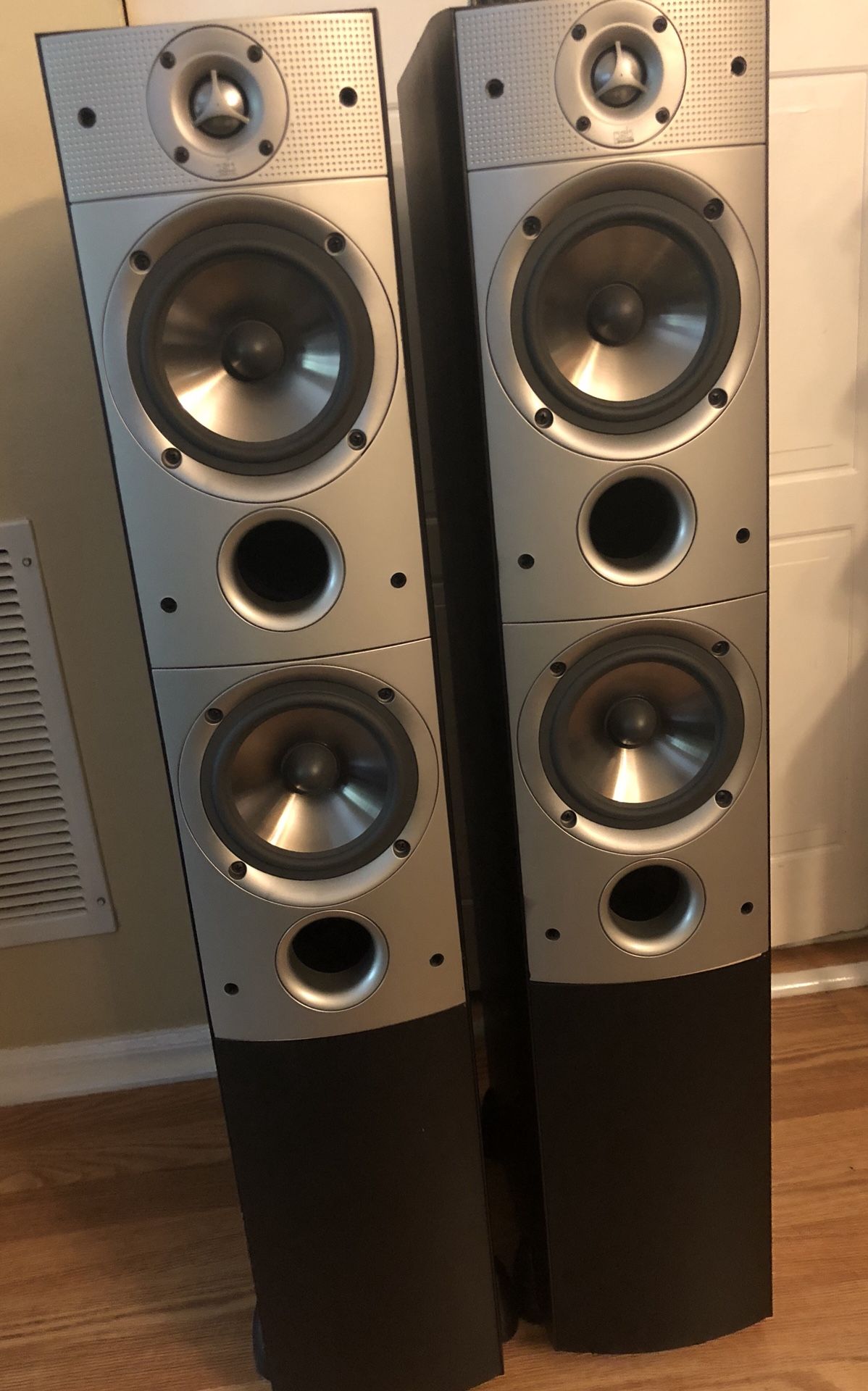 PSB Image T45 Flor stands speakers great condition (Pair)