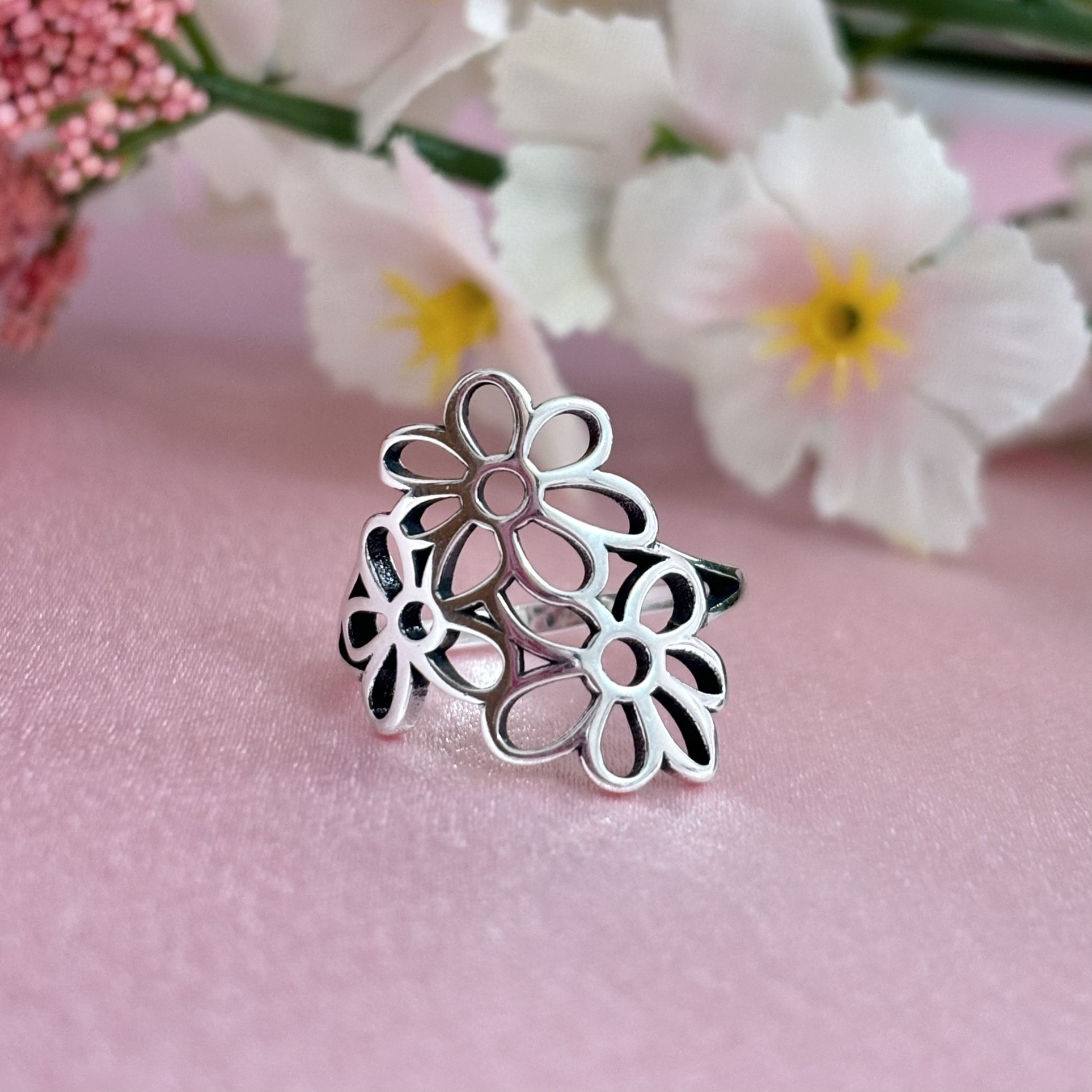 Like James Avery Open Flowers Sterling Silver Ring Different Sizes