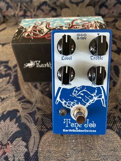 Earthquaker  Devices Tone Job EQ
