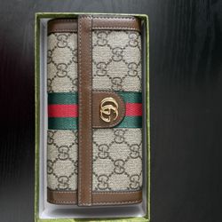 Women’s Gucci Wallet 