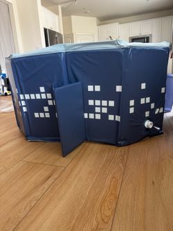 Open Box Never Used – Foldable Swimming Pool 75” x 45” x 20”
