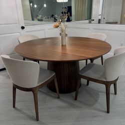 Nomad Mid Tone 59" Round Table & 4 Light Beige Chairs W/mid-tone Legs