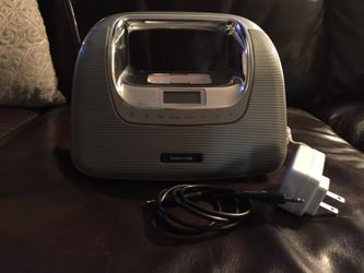 Memorex iPod docking radio