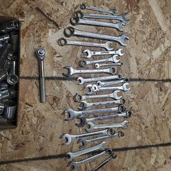 Misc Wrenches And Sockets