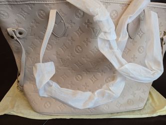Big beige color bag