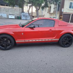 2006 Ford Mustang
