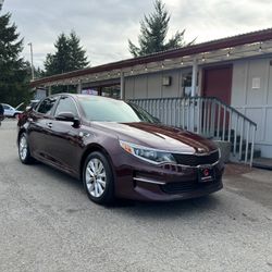 2017 KIA OPTIMA LX