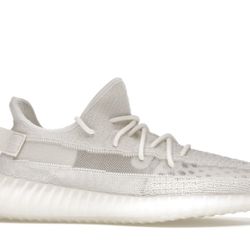 adidas Yeezy Boost 350 V2 Size 9