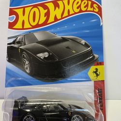 Hot Wheels 🛞 Ferrari F40 Competizione 