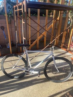 Fixie bike ￼