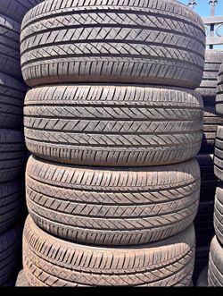 215 55 R 18 vendo llantas usadas Marca Bridgestone