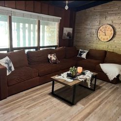 Lovesac Sactional Sectional With Stealthtec Surround Sound Built In 