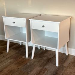 Set of 2 Mid-Century Nightstand with 1 Drawer for Bedroom,White,Adult