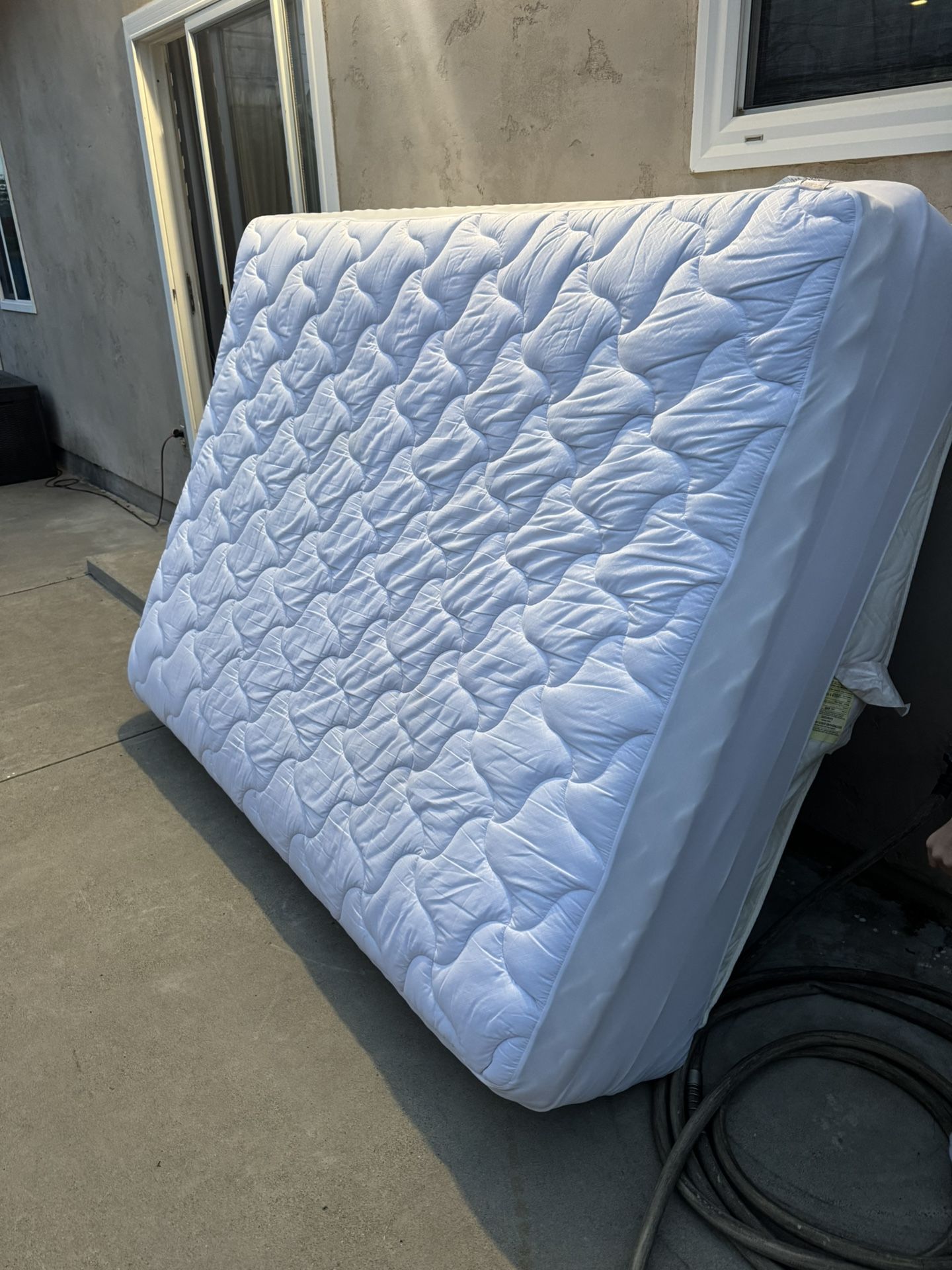 Queen mattress - Free!