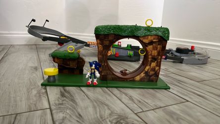 Sonic the hedgehog green hill zone playset