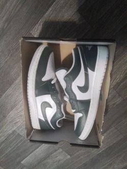AIR JORDAN 1 LOW 