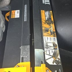 ToughBuilt C700 Sawhorse/Jobsite Table